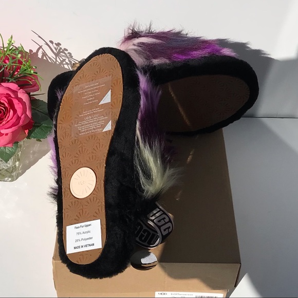 UGG Fluff Yeah Slide Tie Dye - Picture 7 of 8